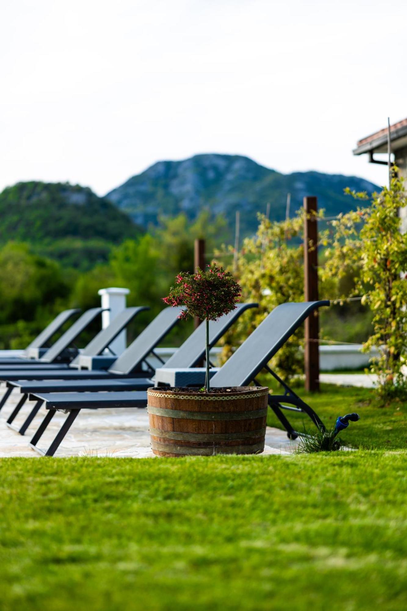 Lake Valley Virpazar Exterior foto